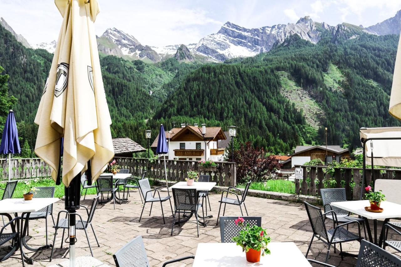 Gasthof Albergo Neuwirt Val di Vizze Dış mekan fotoğraf